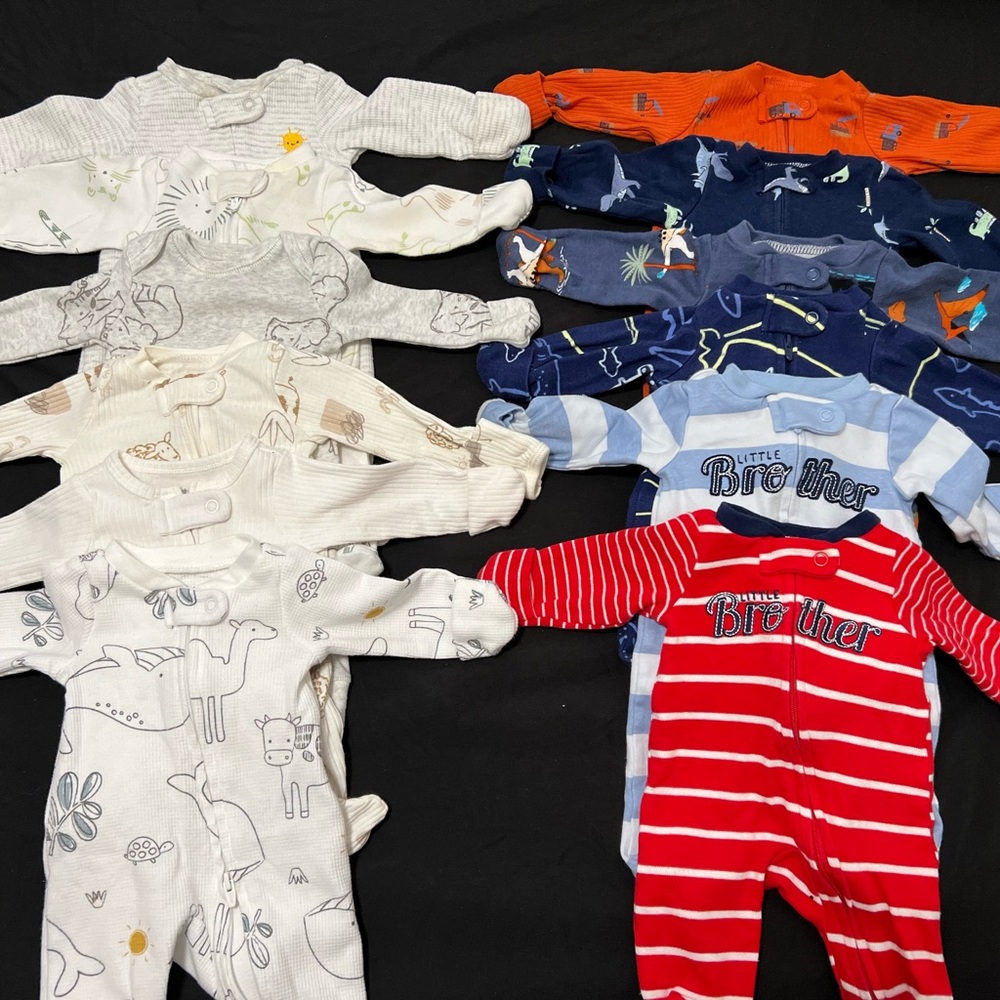 BUNDLE OF PREMIE FOOTIE ONESIES